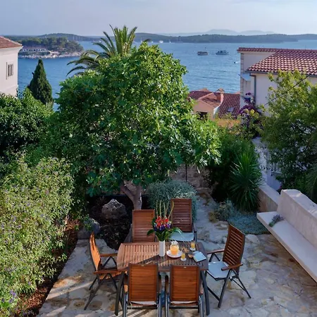 Feriehus Lavender Heights Hvar Town